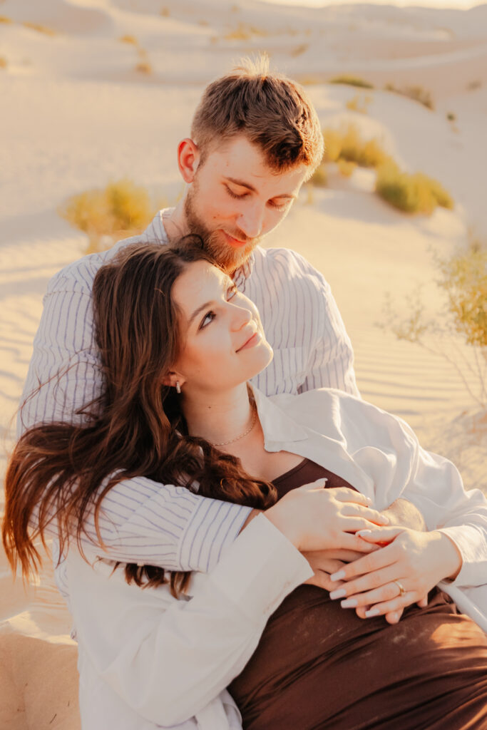 couple desert session in Abu Dhabi