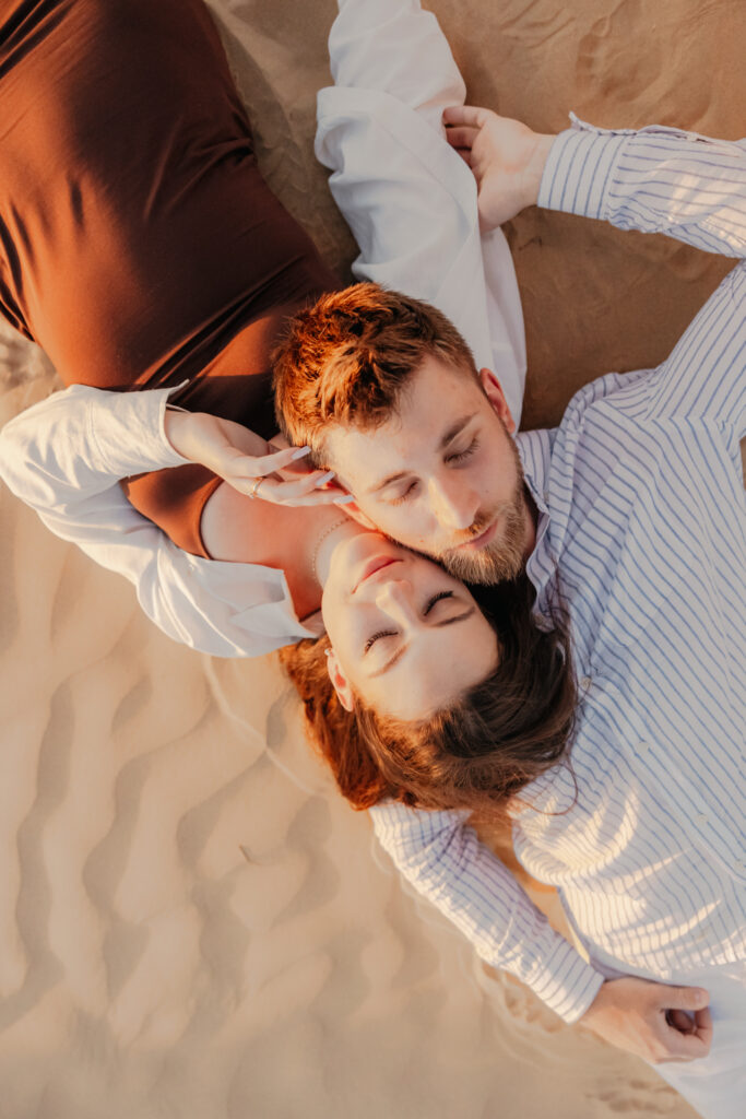 couple desert session in Abu Dhabi